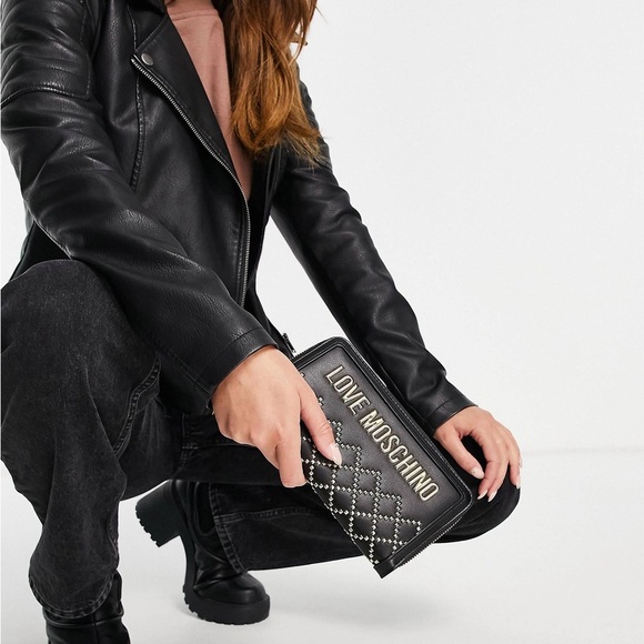NWT Love Moschino Quilted and Studded Portafogli Pu Nero Wallet, Large - Picture 9 of 12